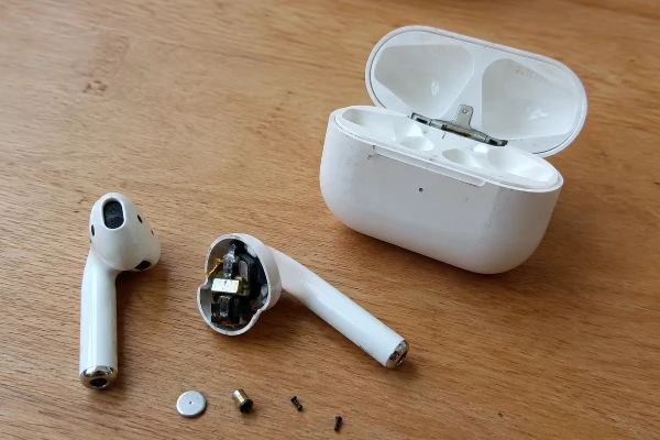 Ремонт AirPods